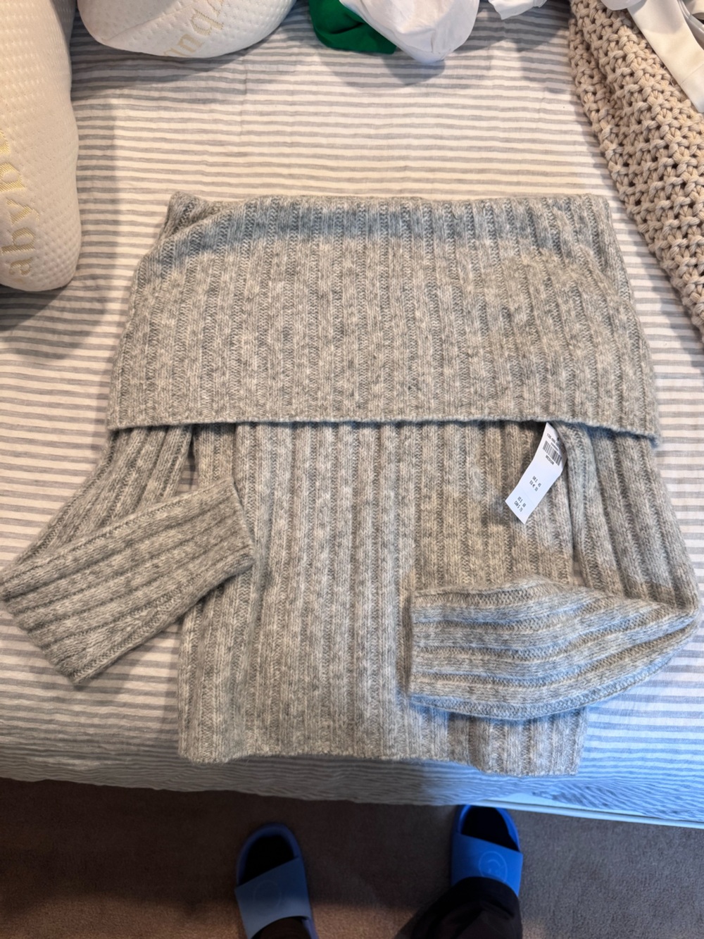 NWT Abercrombie Sweater